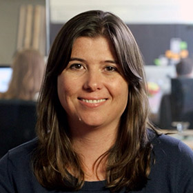 Gina - Headshot
